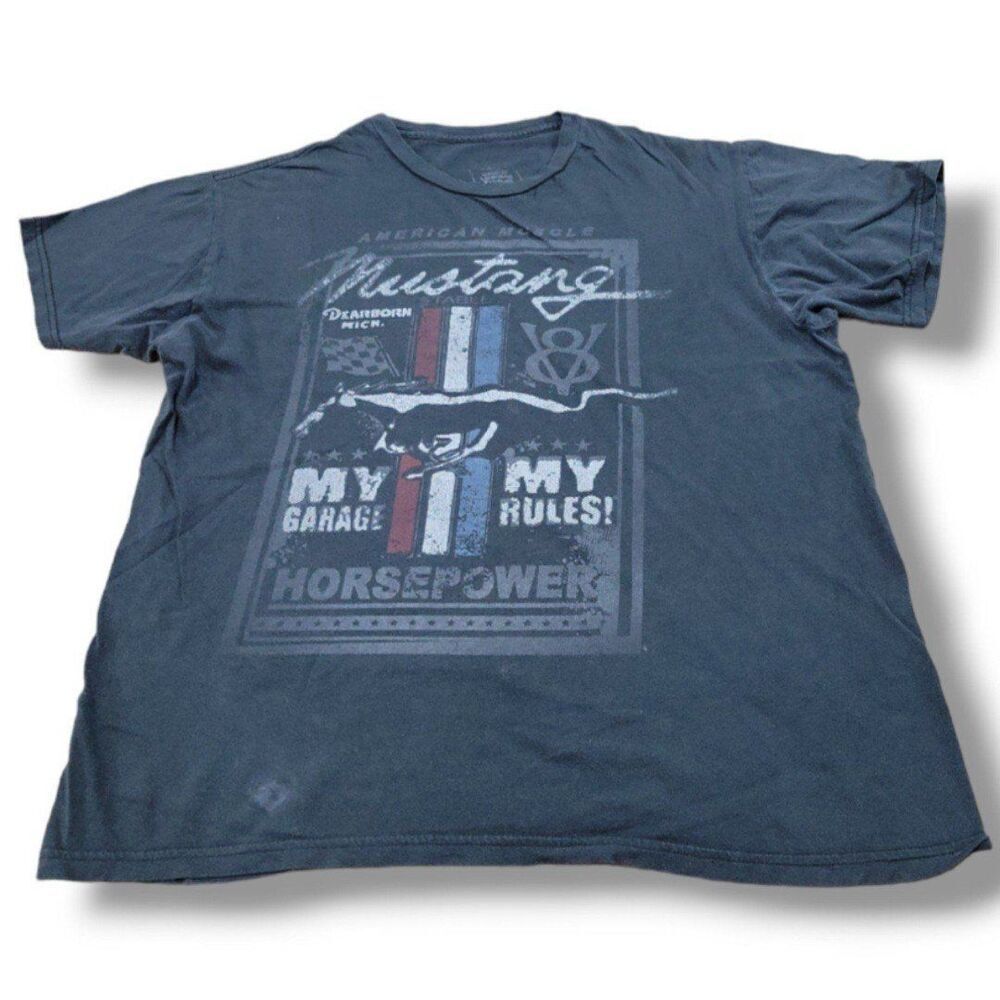 Ford Mustang Shirt Size Medium American Muscle Horsepower Graphic T-Shirt Faded